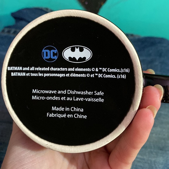 DC Batman Mug - Picture 4 of 4